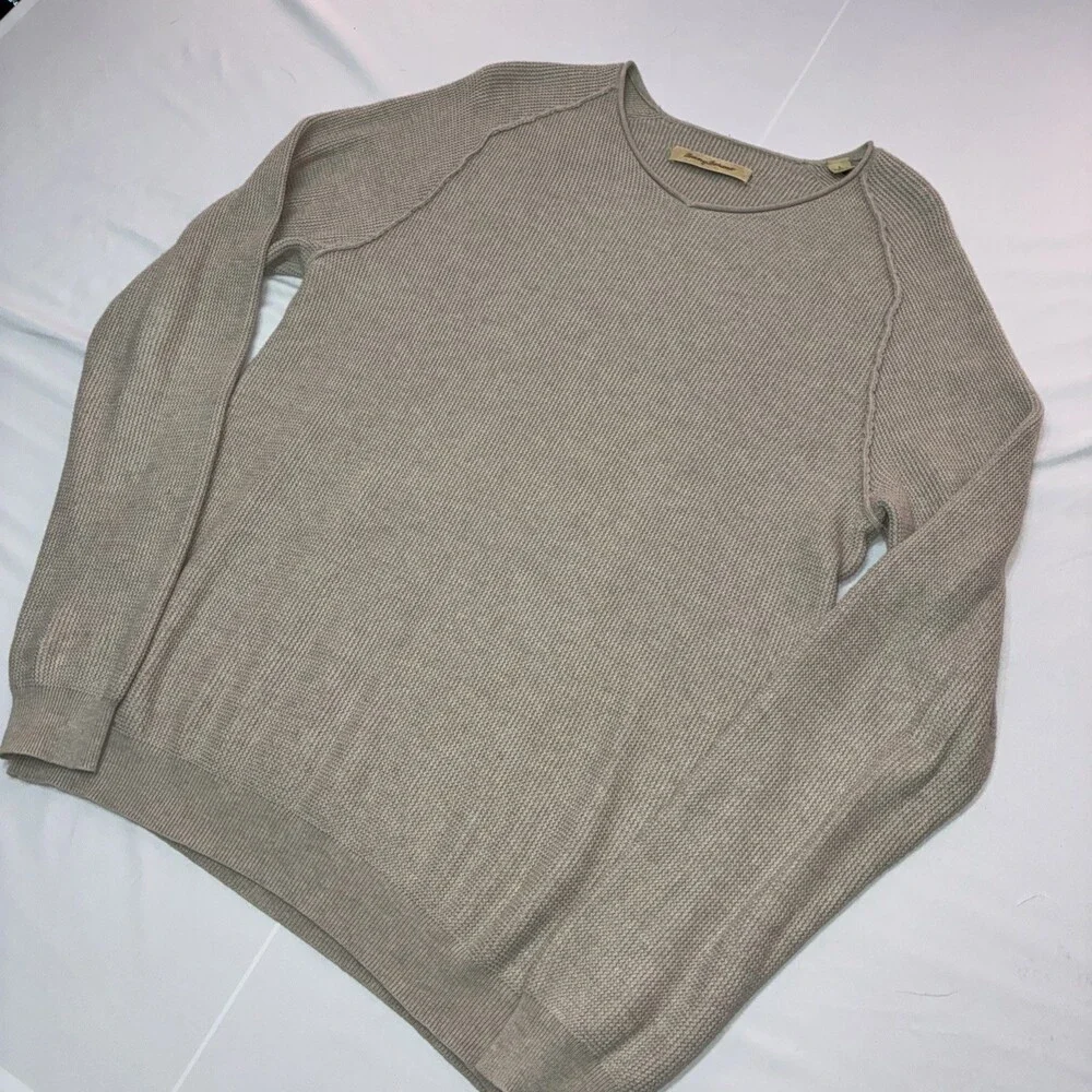 Tommy Bahama Light Weight‎ Knit All Season Sweater Men’s Size L Beige Beach Wear